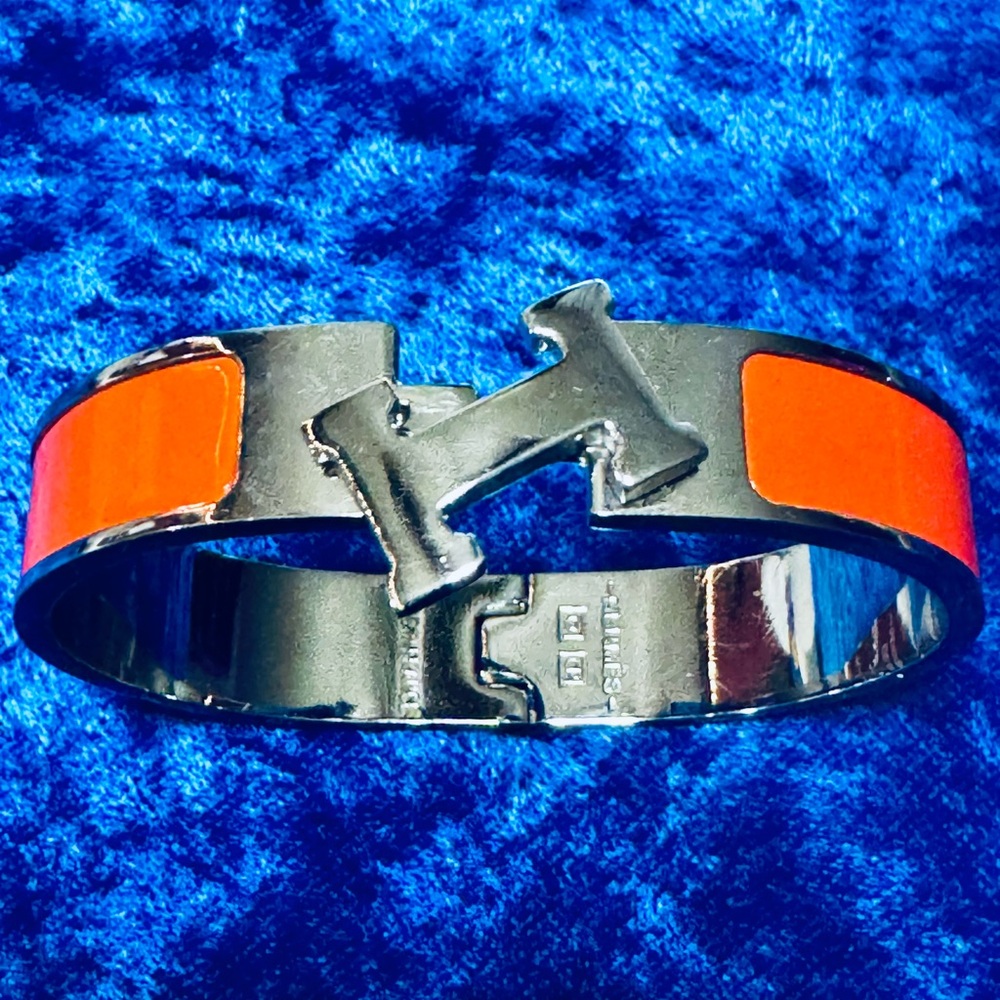 💯NWOT Hermès Silver & Orange Bracelet🤩